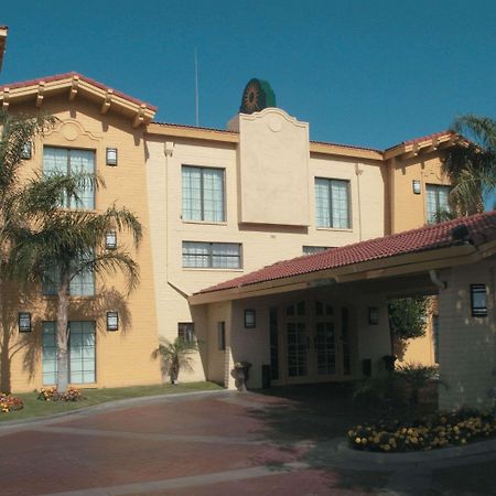 La Quinta Inn By Wyndham Bakersfield South Exteriör bild