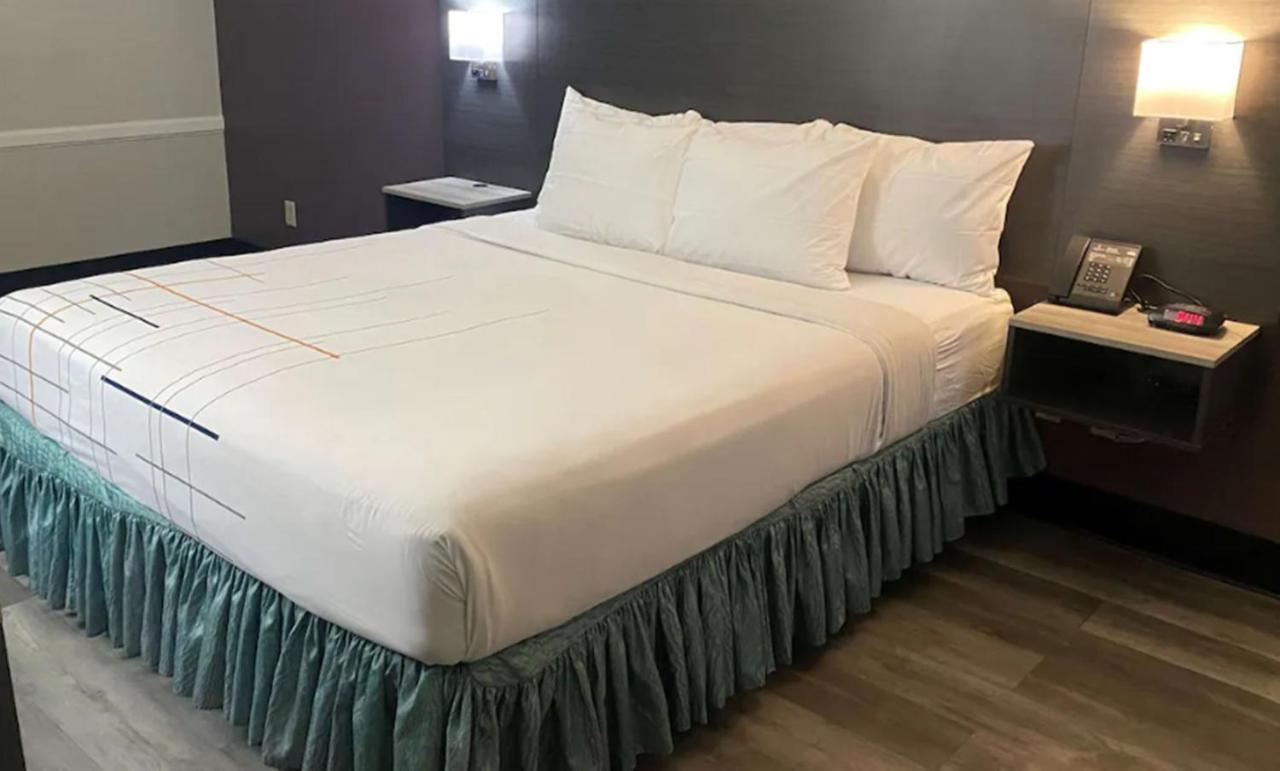 La Quinta Inn By Wyndham Bakersfield South Exteriör bild