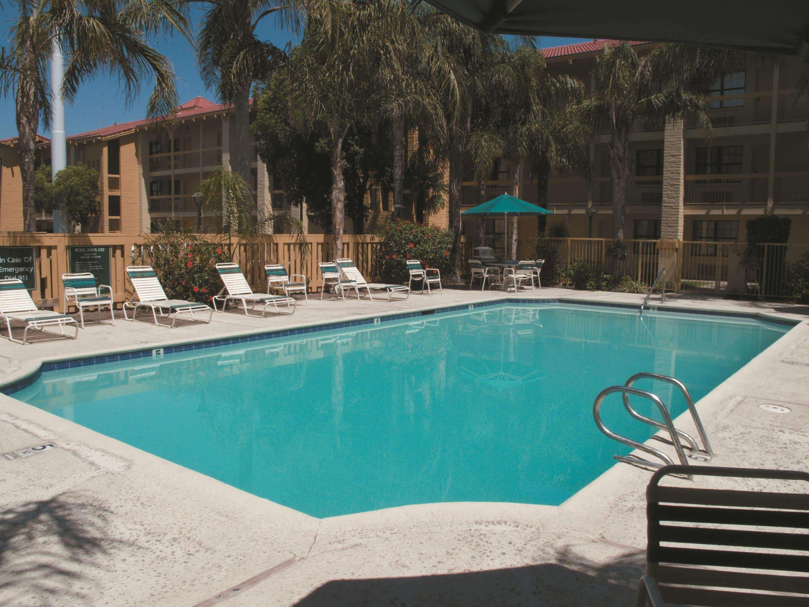 La Quinta Inn By Wyndham Bakersfield South Exteriör bild